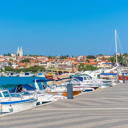 2 Bedroom Cozy In Medulin