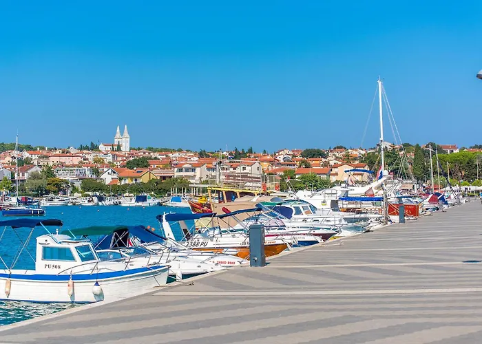 2 Bedroom Cozy In Medulin