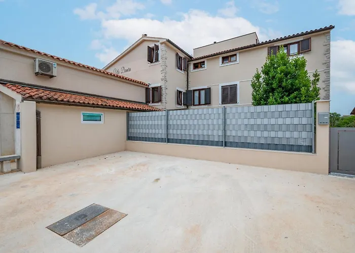 2 Bedroom Cozy In Appartement Medulin